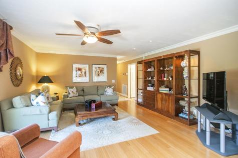 1035 Forest Harbor Drive Hendersonville TN 37075