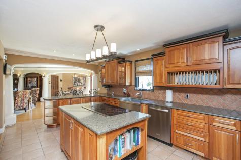 1035 Forest Harbor Drive Hendersonville TN 37075