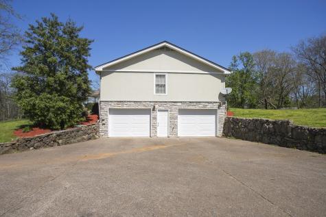1035 Forest Harbor Drive Hendersonville TN 37075