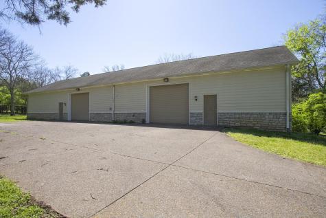 1035 Forest Harbor Drive Hendersonville TN 37075