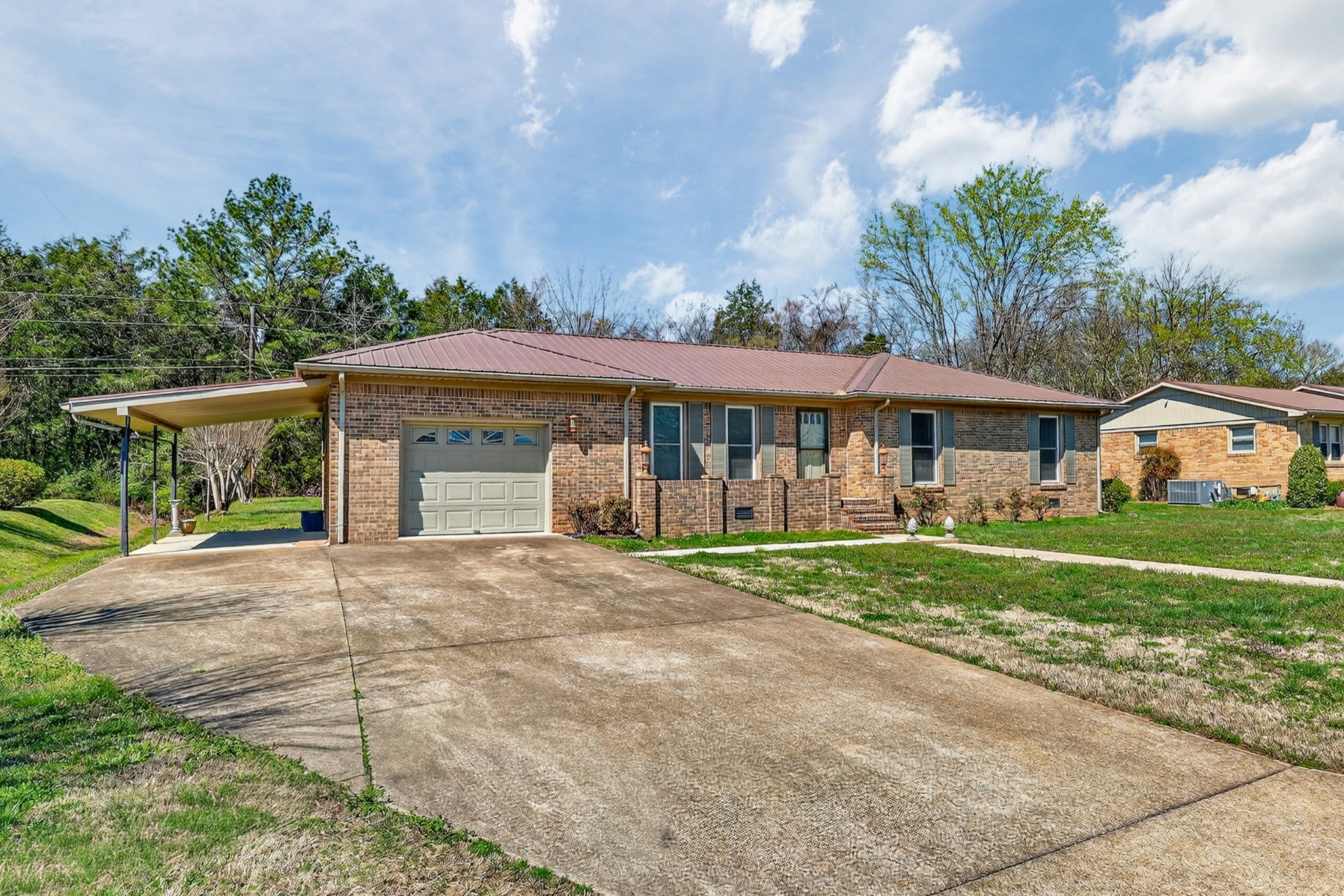 110 Noblett Avenue Fayetteville TN 37334