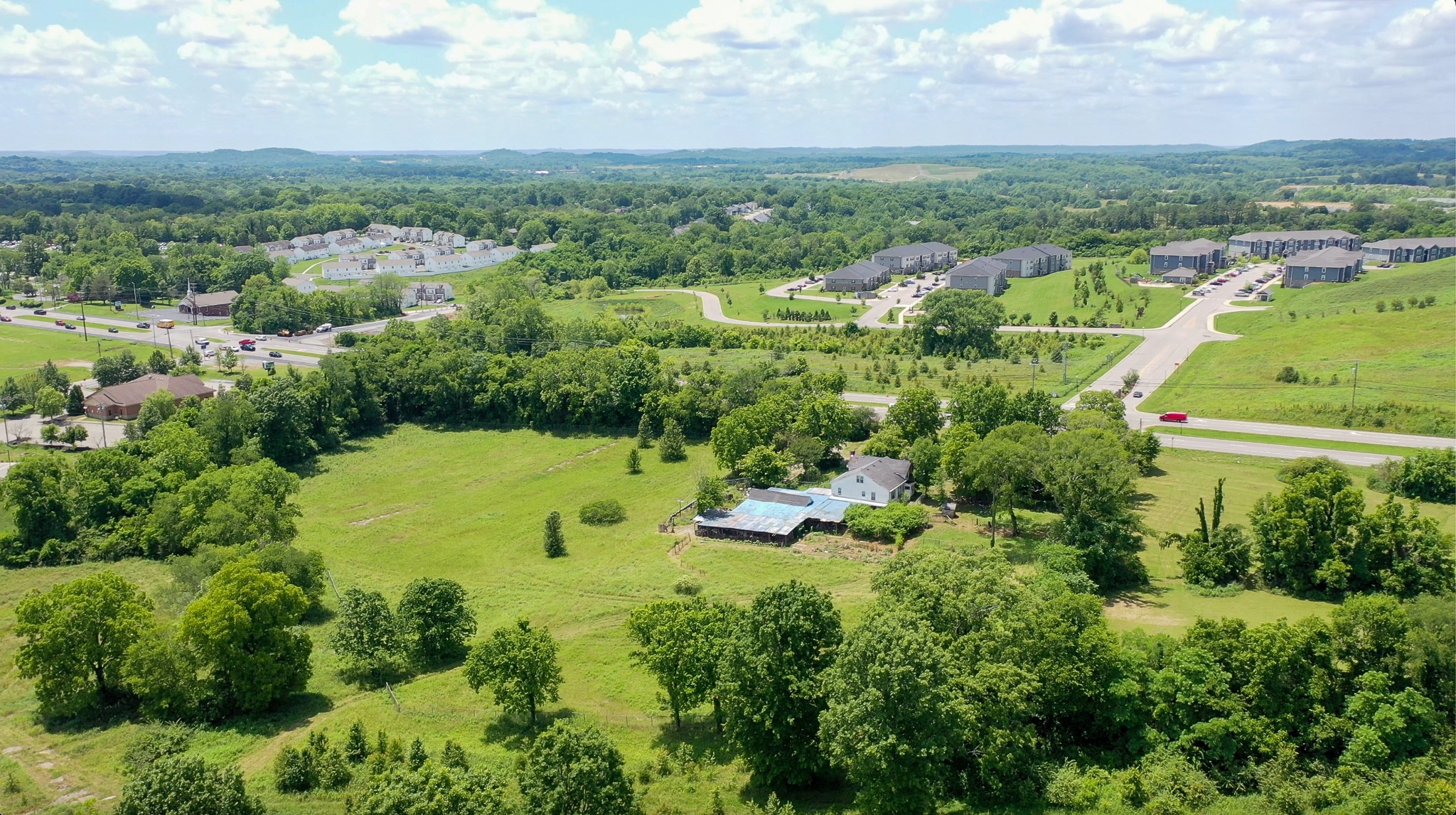 1668 Nashville Highway Columbia TN 38401