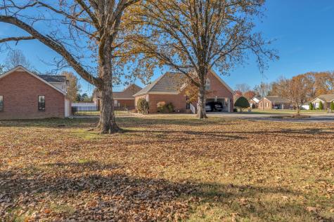 23 Regalwood Drive Manchester TN 37355