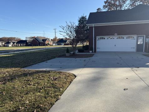 23 Regalwood Drive Manchester TN 37355