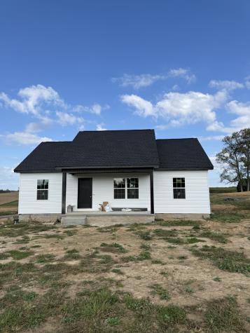 4805 Akersville Road Lafayette TN 37083