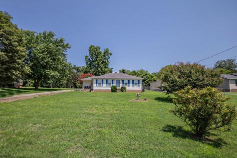 4230 Kinneys Road Springfield TN 37172
