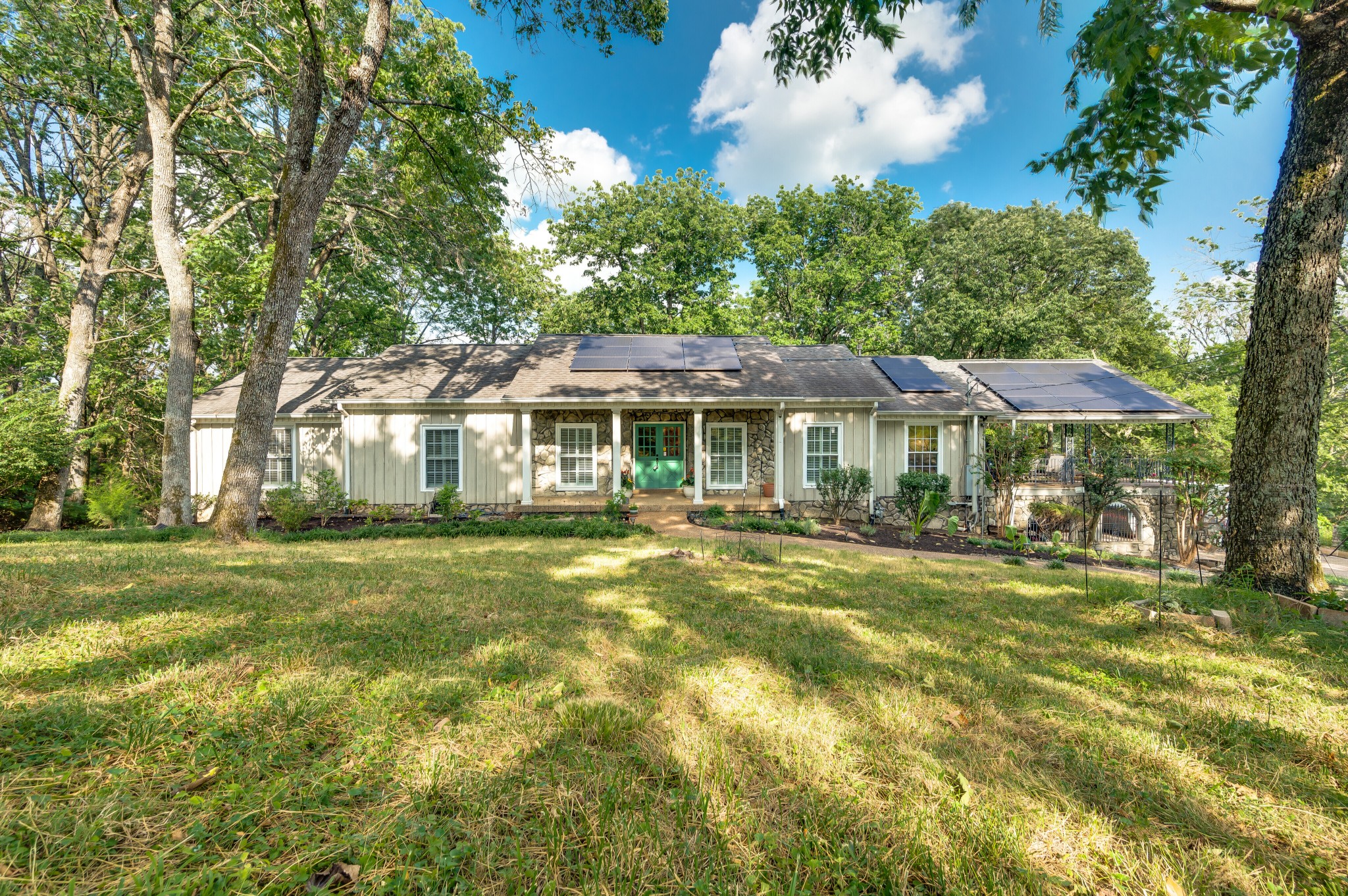 880 Hillhaven Court Nashville TN 37220
