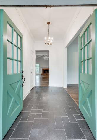 880 Hillhaven Court Nashville TN 37220