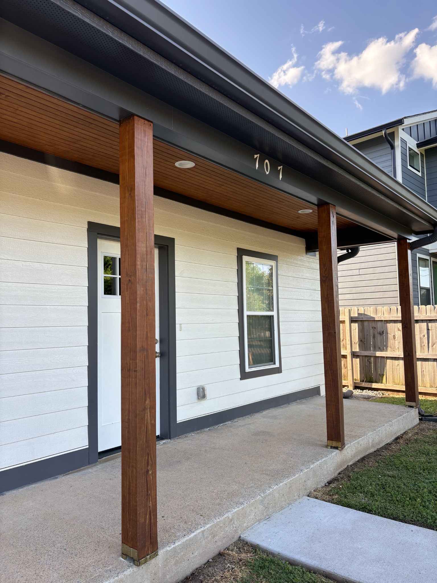 707 N Highland Ave, N Murfreesboro TN 37130