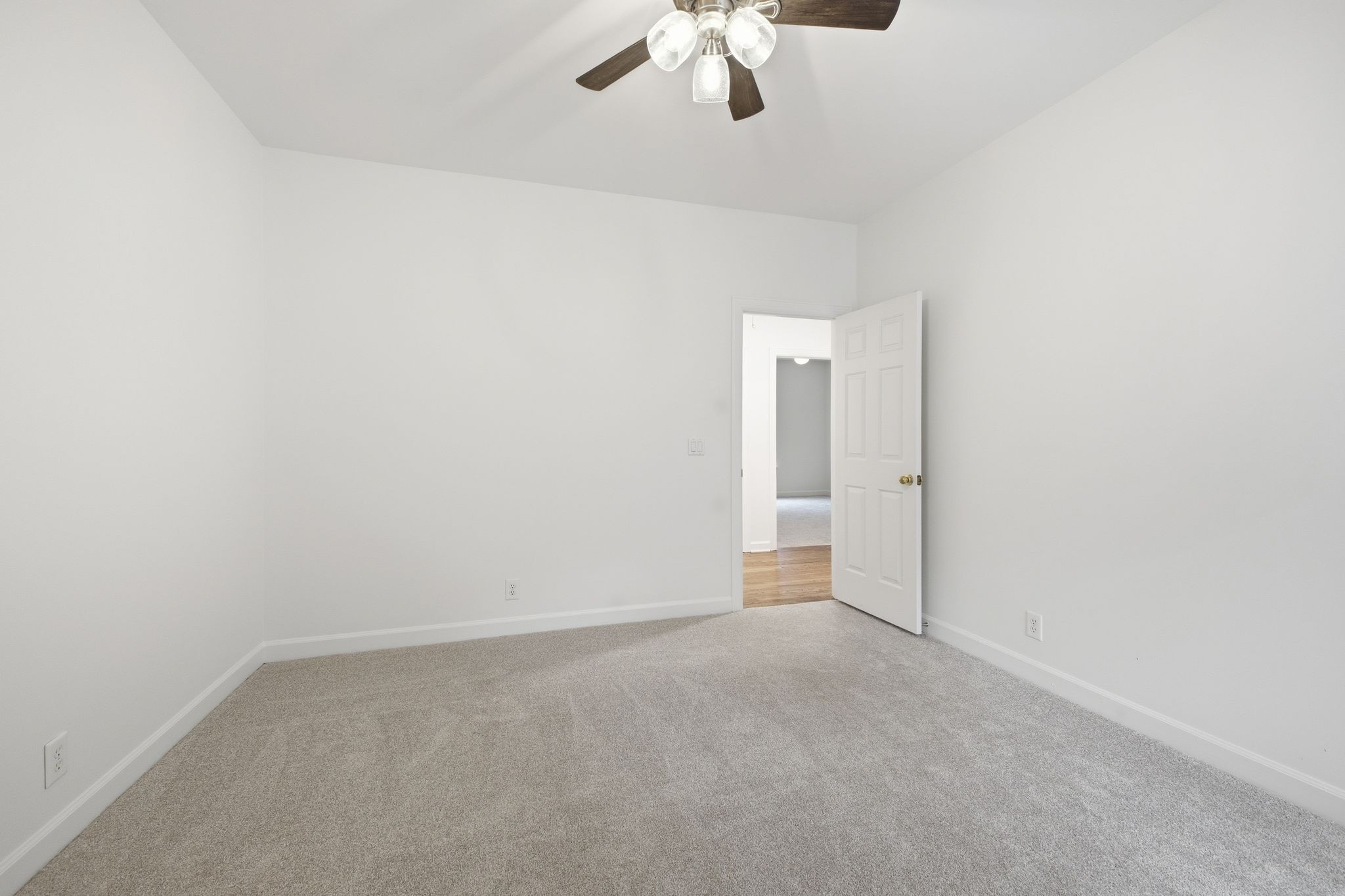 8012 Poplarwood Road Nashville TN 37221