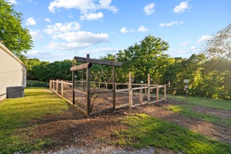 1204 Bobs Lane Mount Pleasant TN 38474