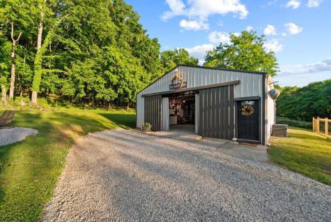 1204 Bobs Lane Mount Pleasant TN 38474