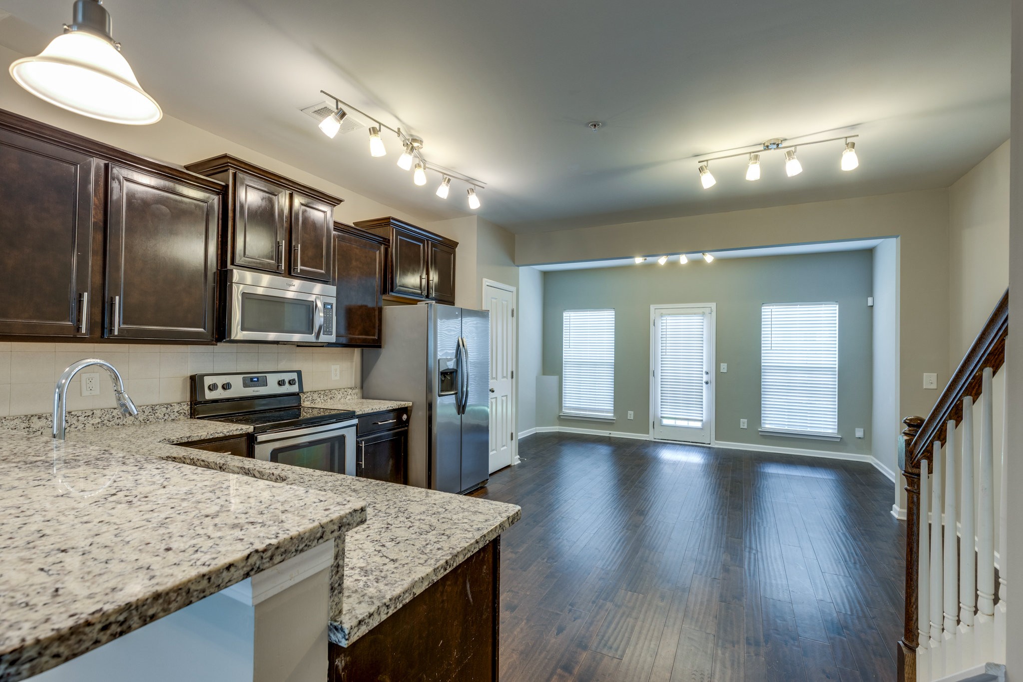 6007 Dupont Cove Spring Hill TN 37174