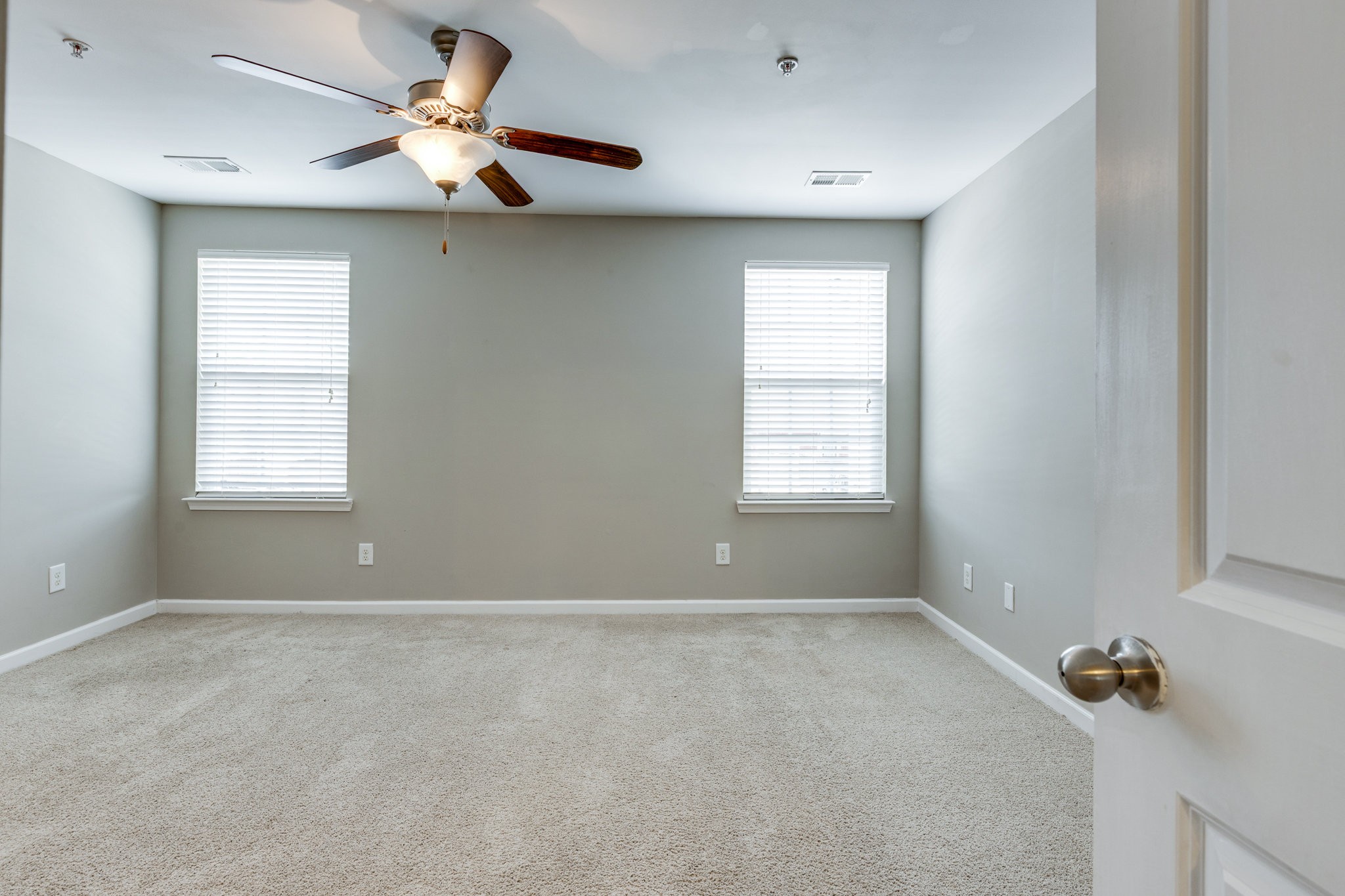 6007 Dupont Cove Spring Hill TN 37174