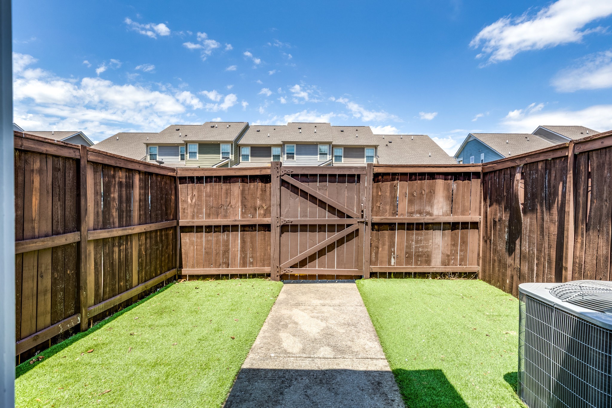 6007 Dupont Cove Spring Hill TN 37174