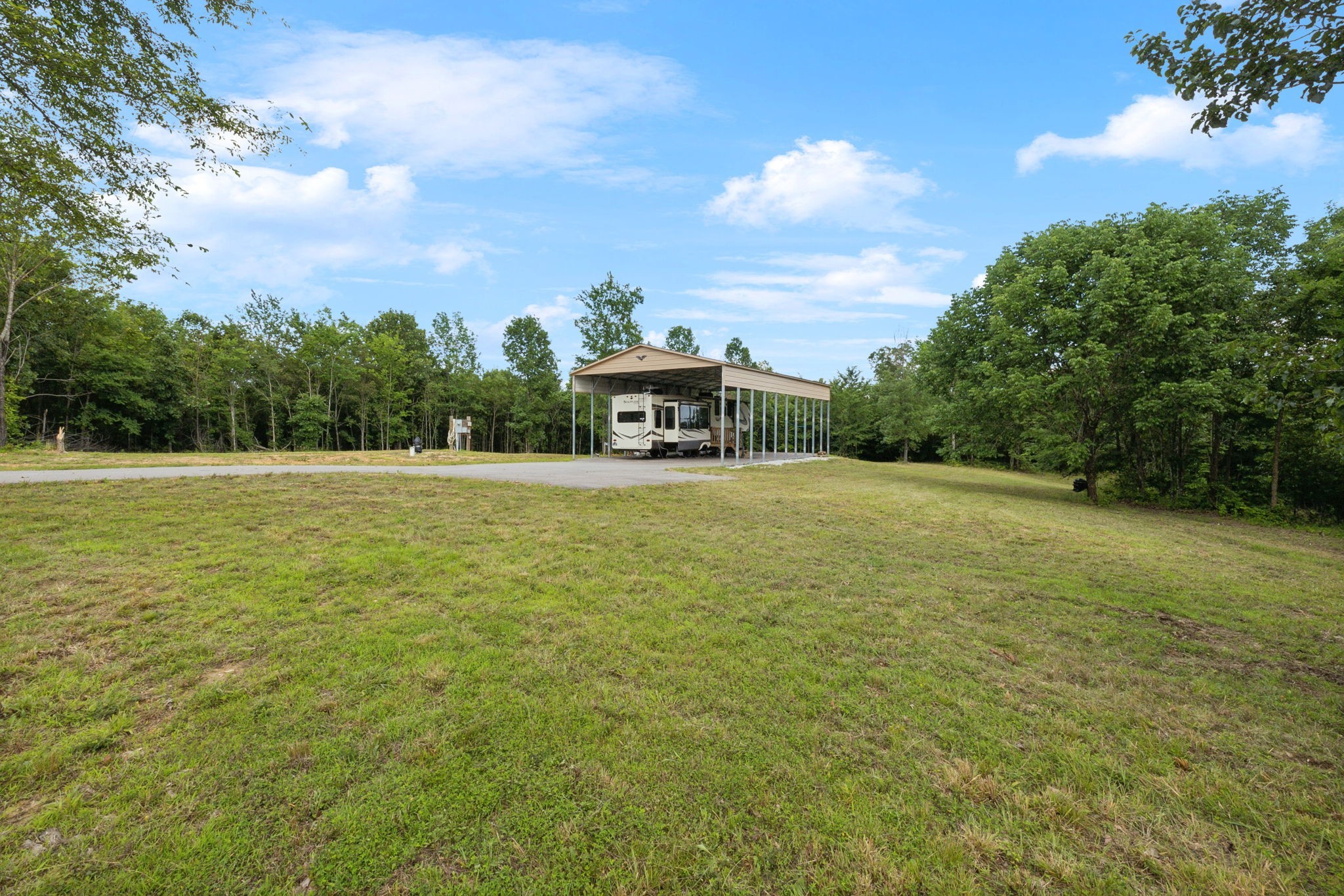 1635 Bear Hollow Drive Waverly TN 37185