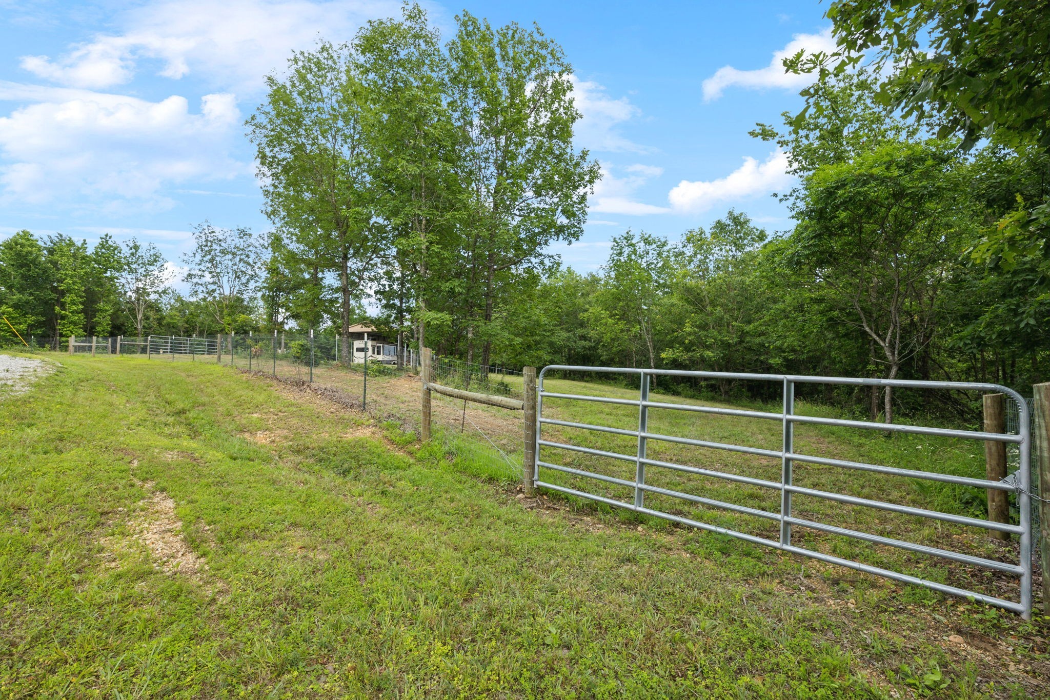 1635 Bear Hollow Drive Waverly TN 37185