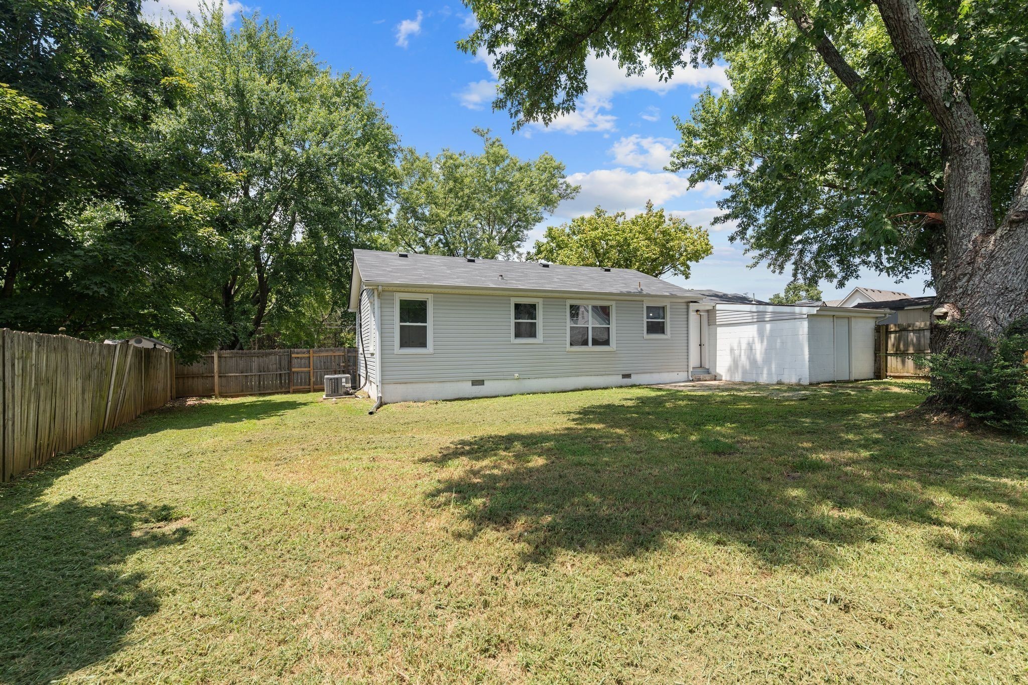 544 Stones River Road La Vergne TN 37086