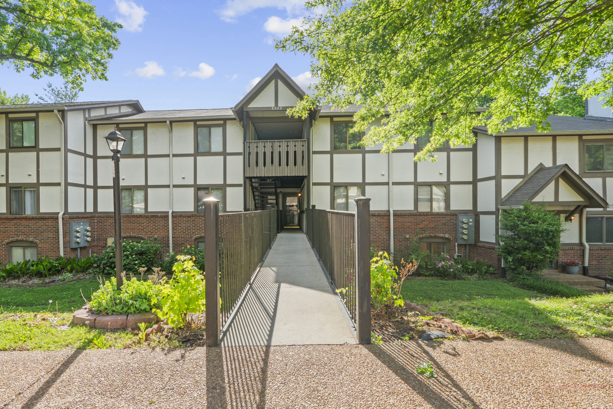 5322 Edmondson Pike Nashville TN 37211