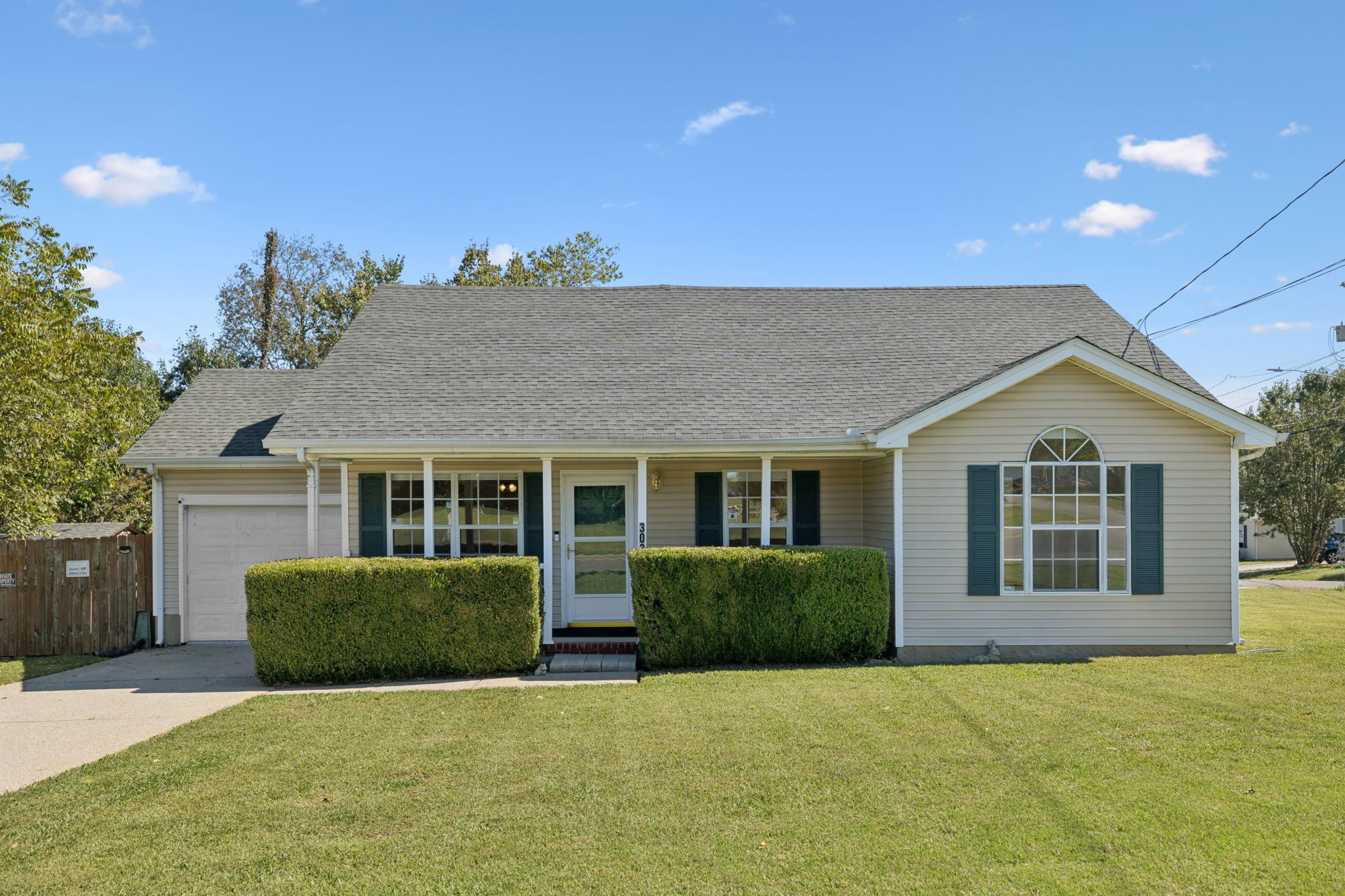 303 Holland Ridge Drive La Vergne TN 37086