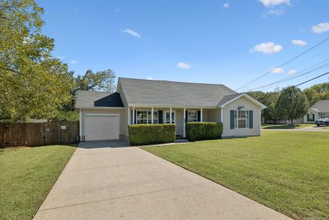303 Holland Ridge Drive La Vergne TN 37086