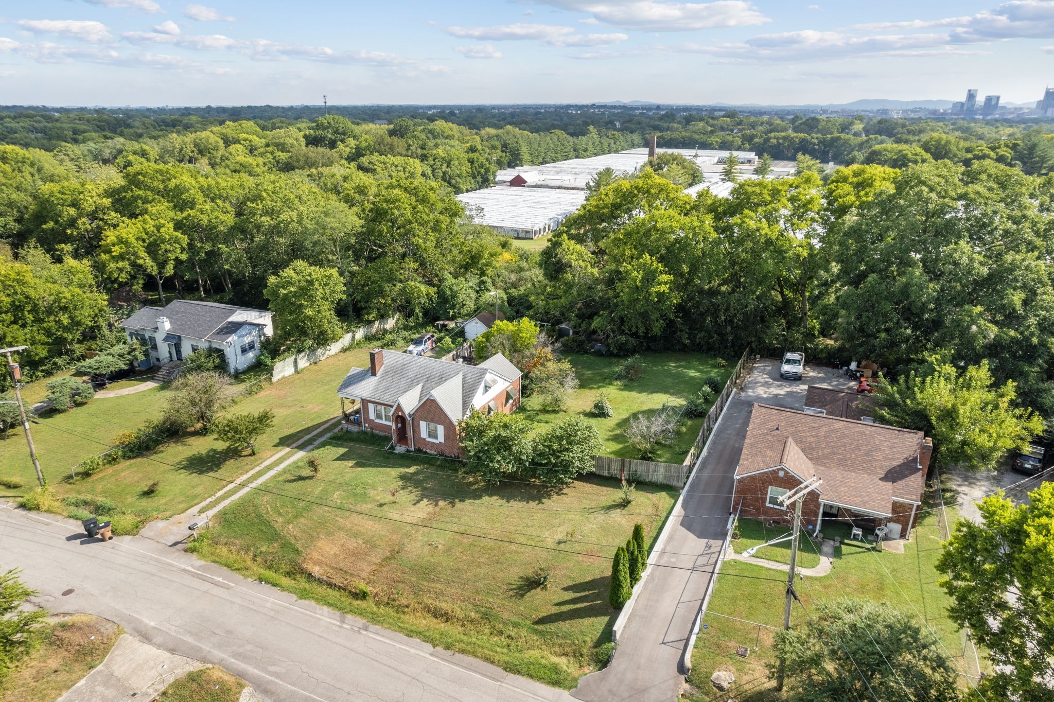 1824 Joy Circle Nashville TN 37207