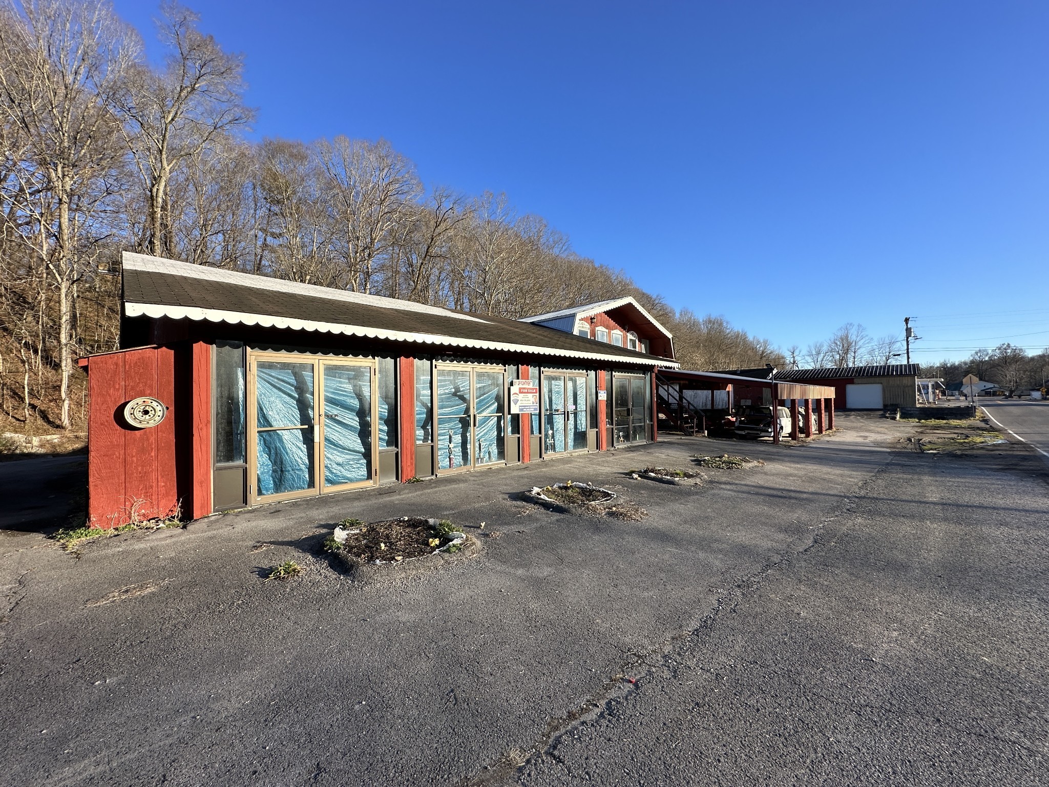 304 Main Street Red Boiling Springs TN 37150