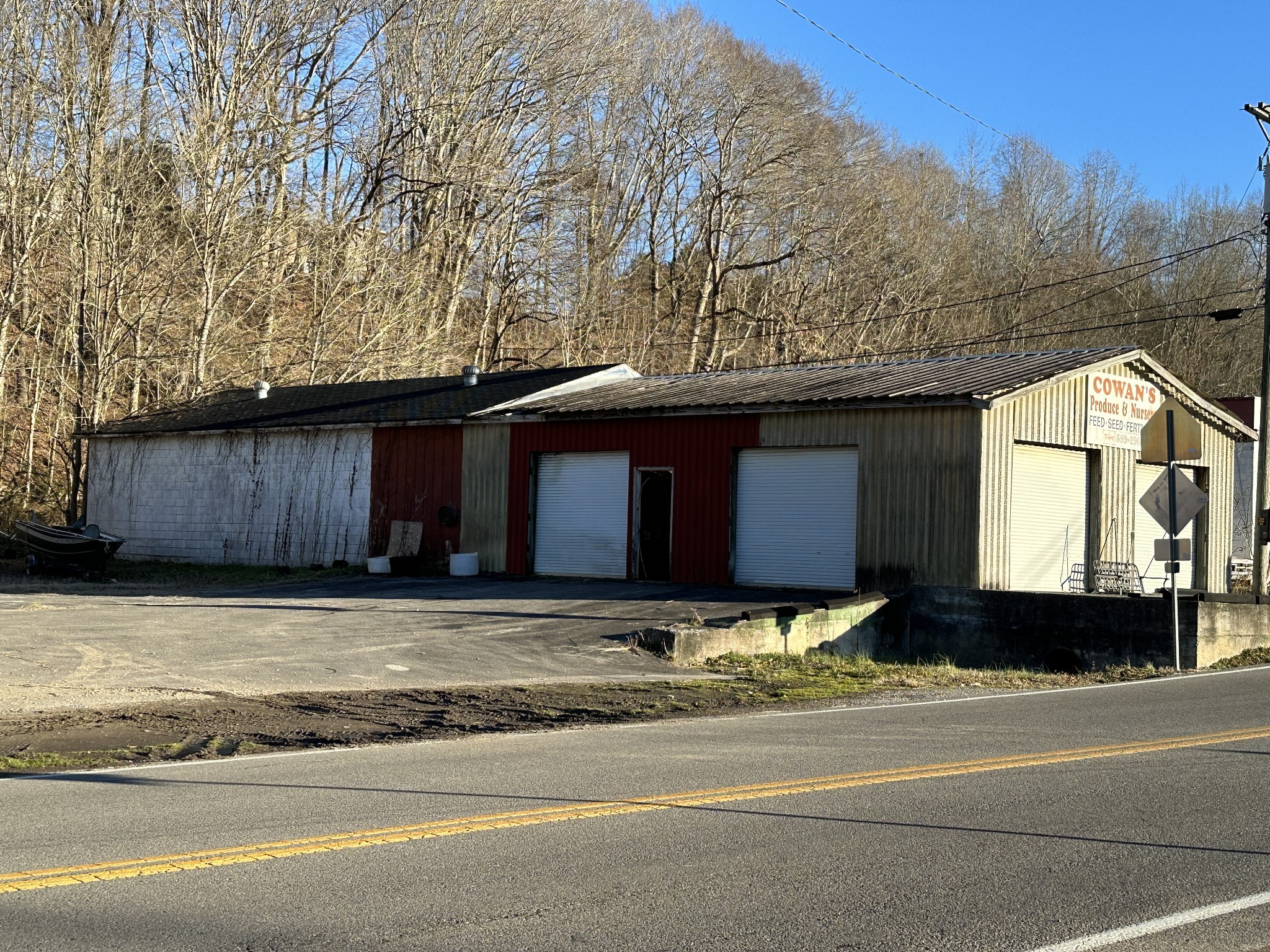 304 Main Street Red Boiling Springs TN 37150