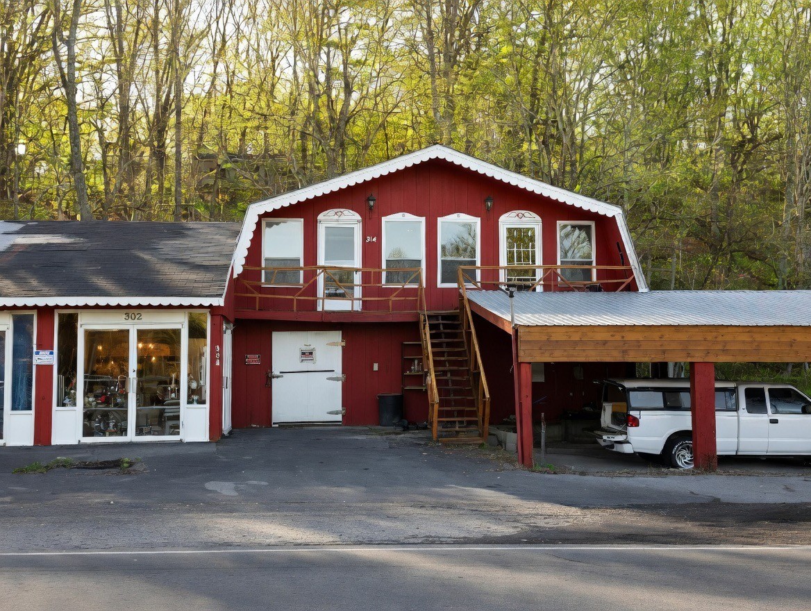304 Main Street Red Boiling Springs TN 37150
