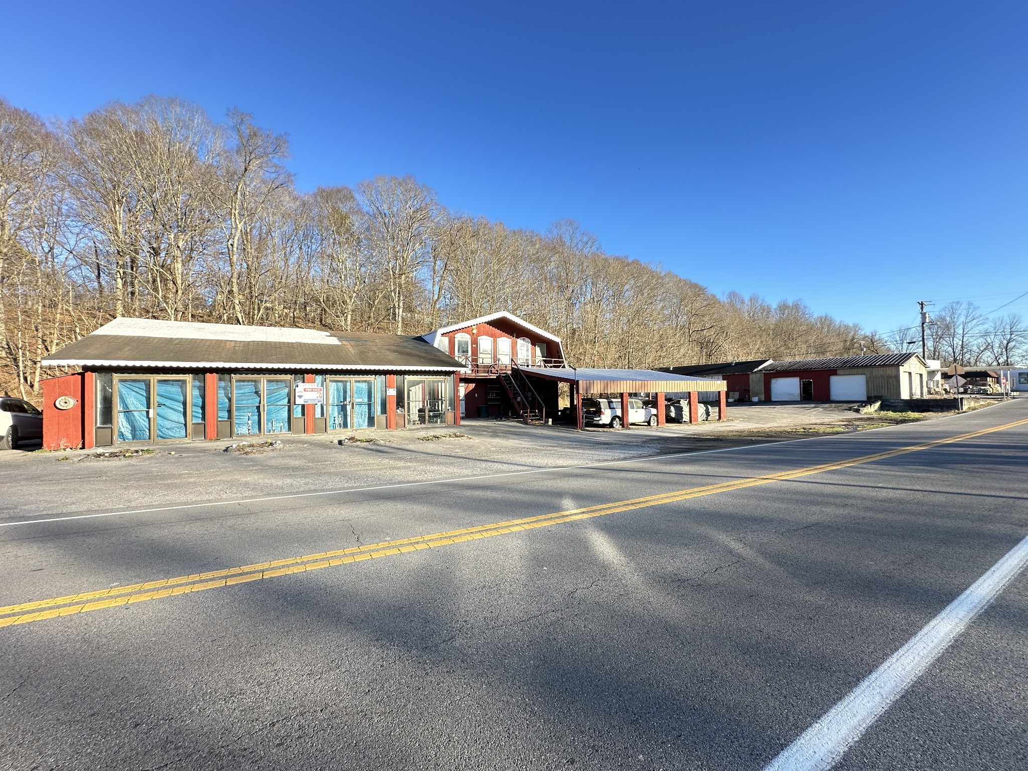 304 Main Street Red Boiling Springs TN 37150