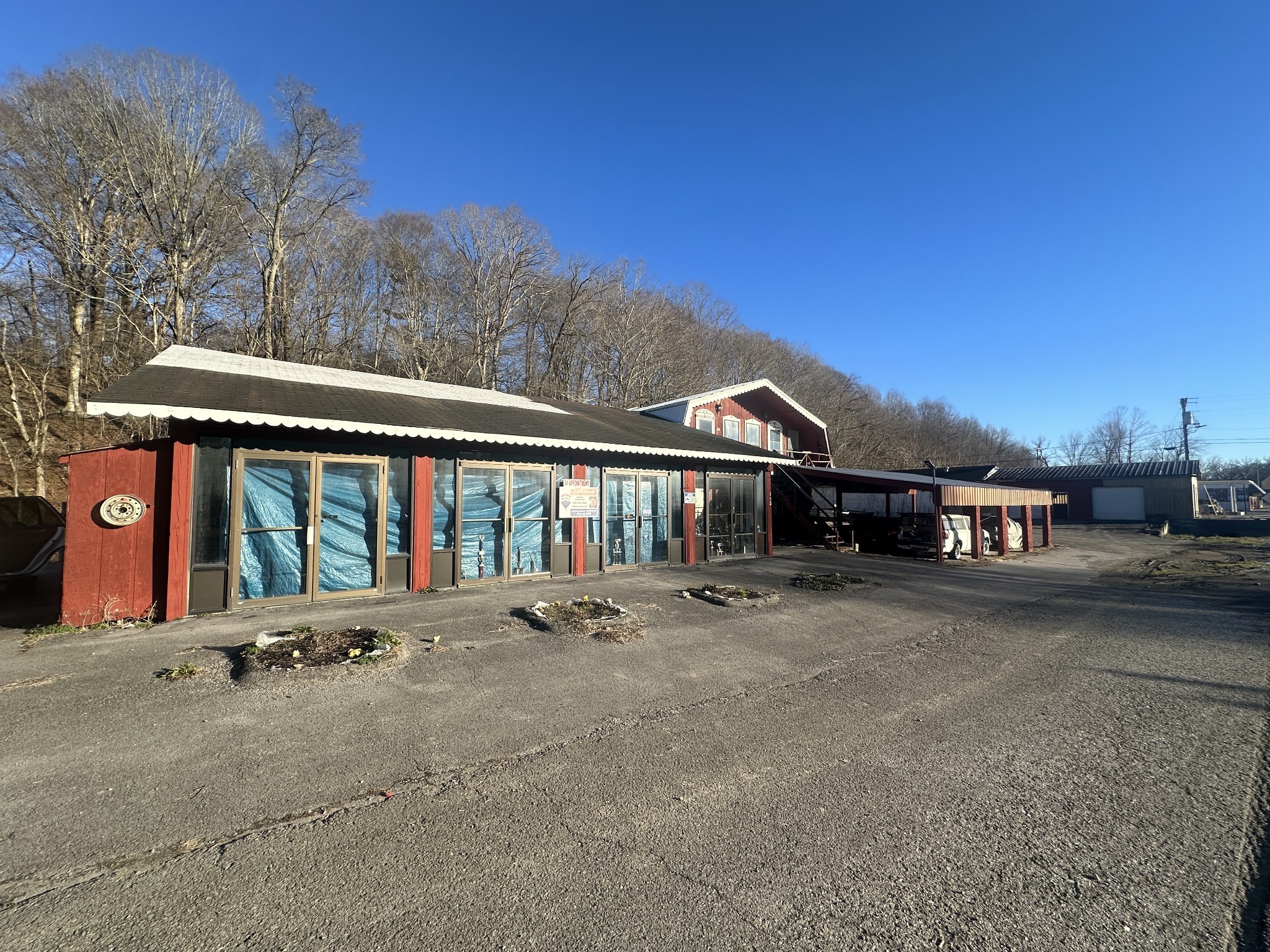 304 Main Street Red Boiling Springs TN 37150