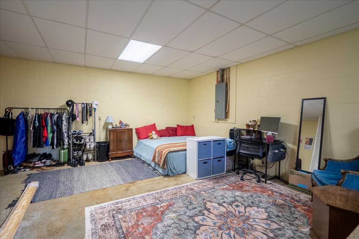 1518 Old Waynesboro Highway Lawrenceburg TN 38464