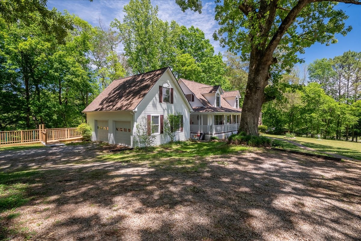 1518 Old Waynesboro Highway Lawrenceburg TN 38464