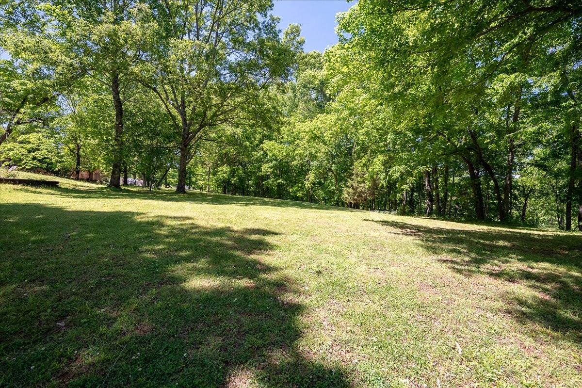 1518 Old Waynesboro Highway Lawrenceburg TN 38464