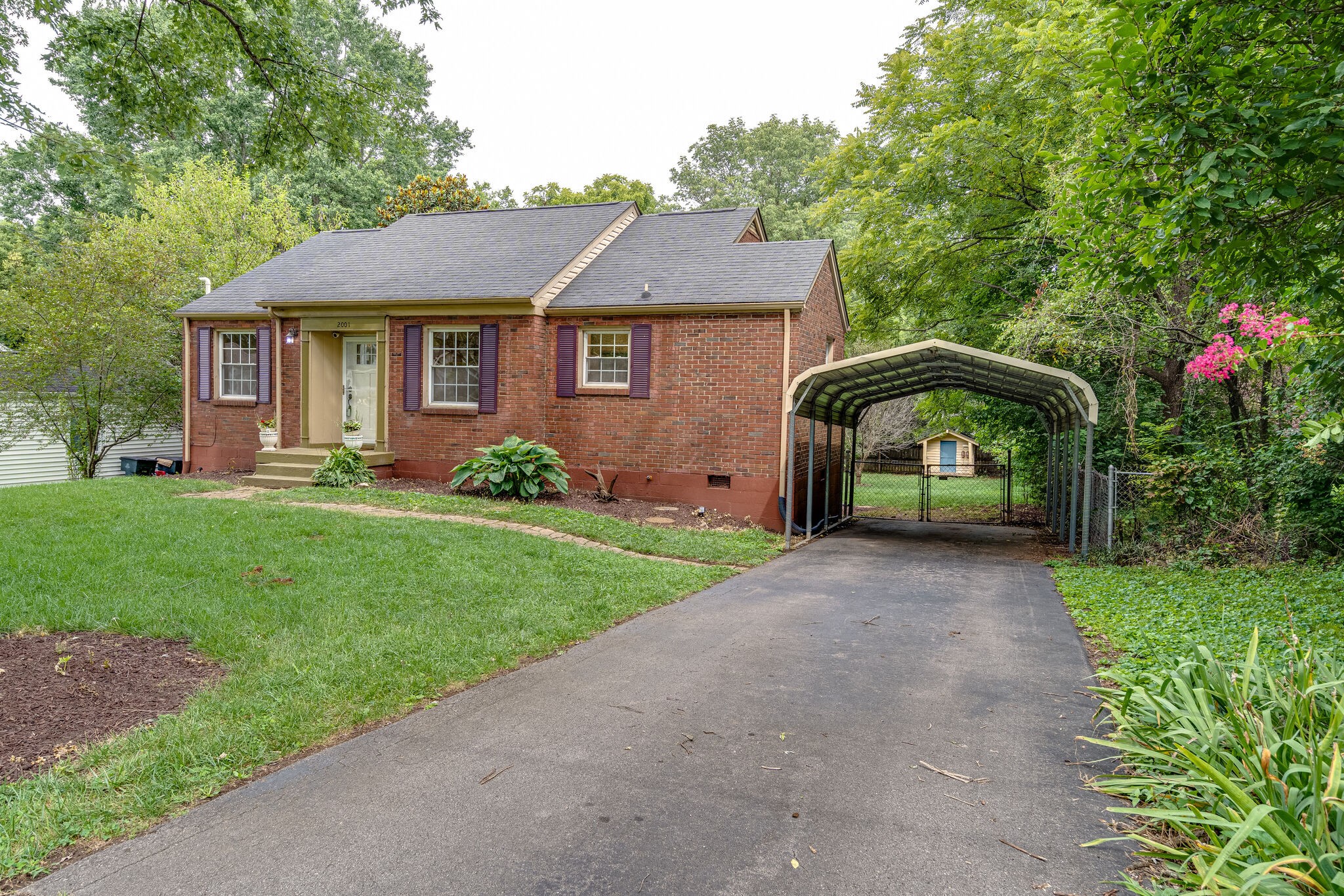 2001 Avalon Drive Nashville TN 37216