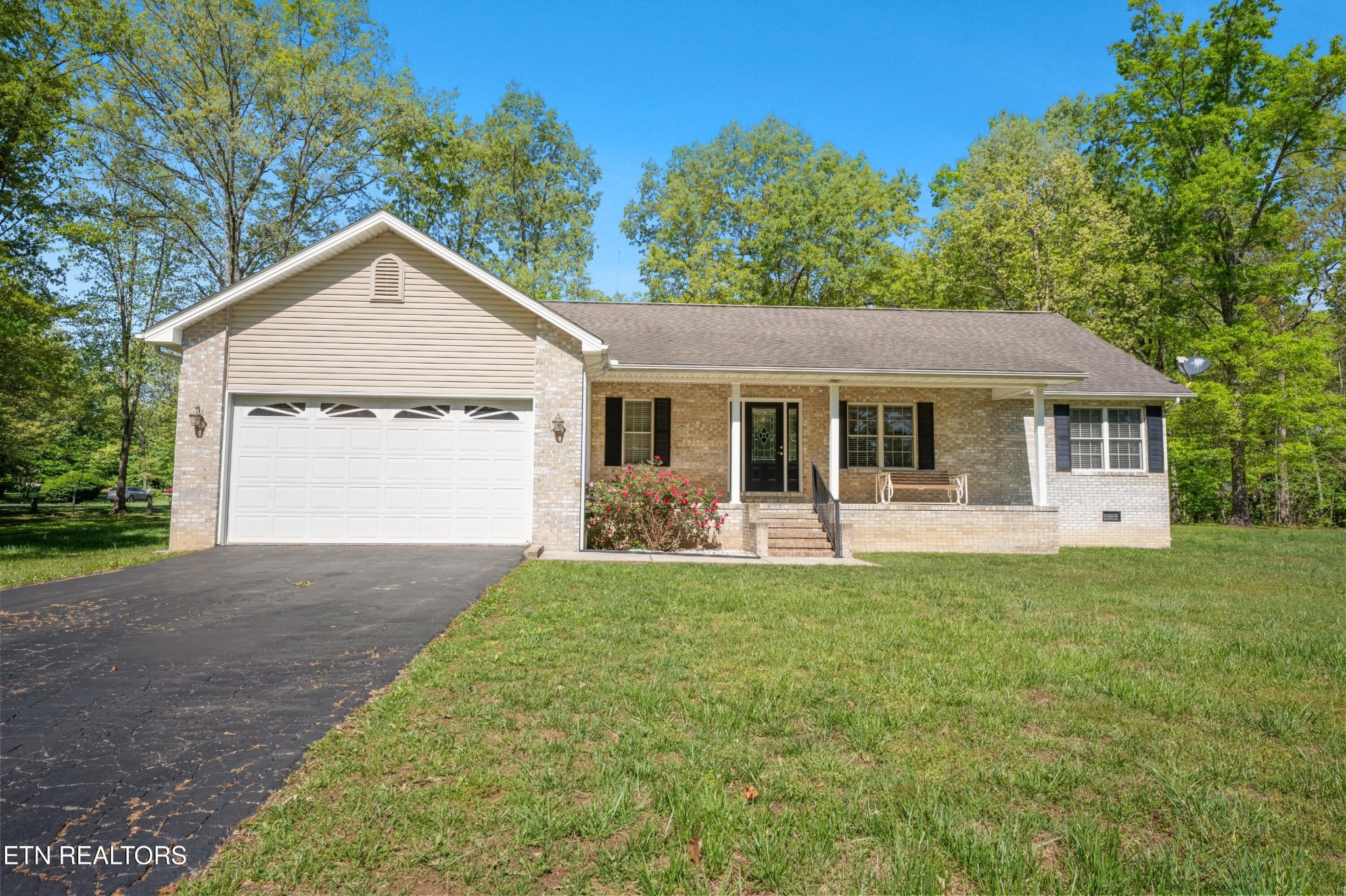 957 Stonecrest Loop Crossville TN 38571