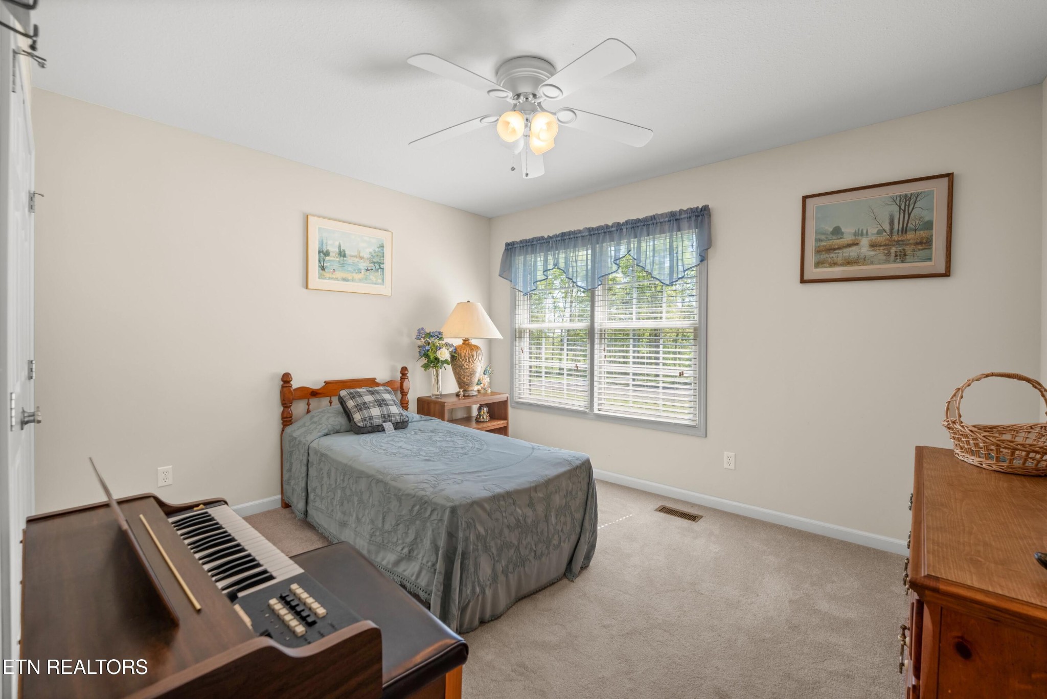 957 Stonecrest Loop Crossville TN 38571