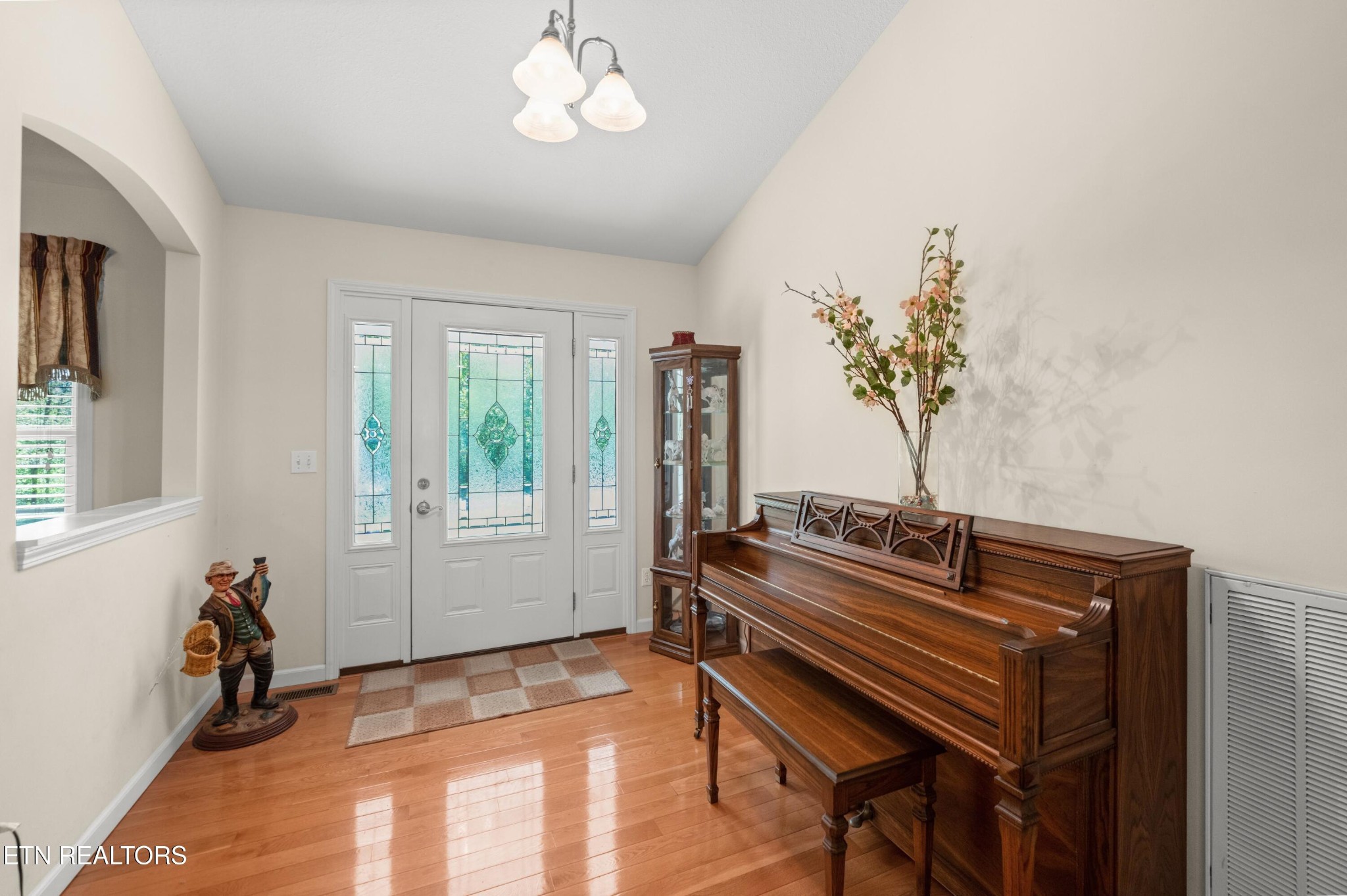 957 Stonecrest Loop Crossville TN 38571