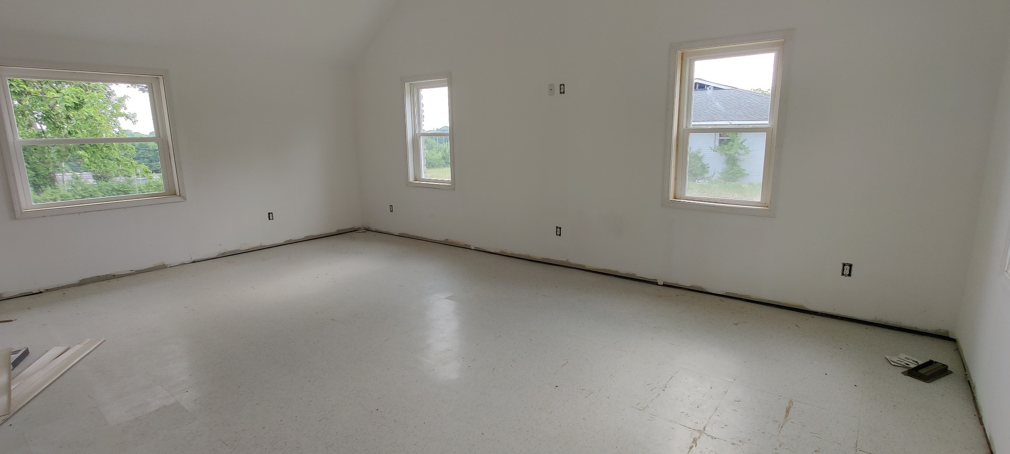 670 W Main Street, W Hendersonville TN 37075