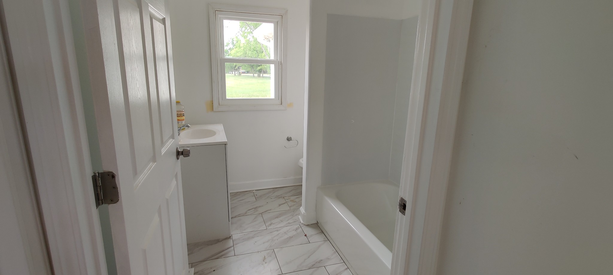 670 W Main Street, W Hendersonville TN 37075