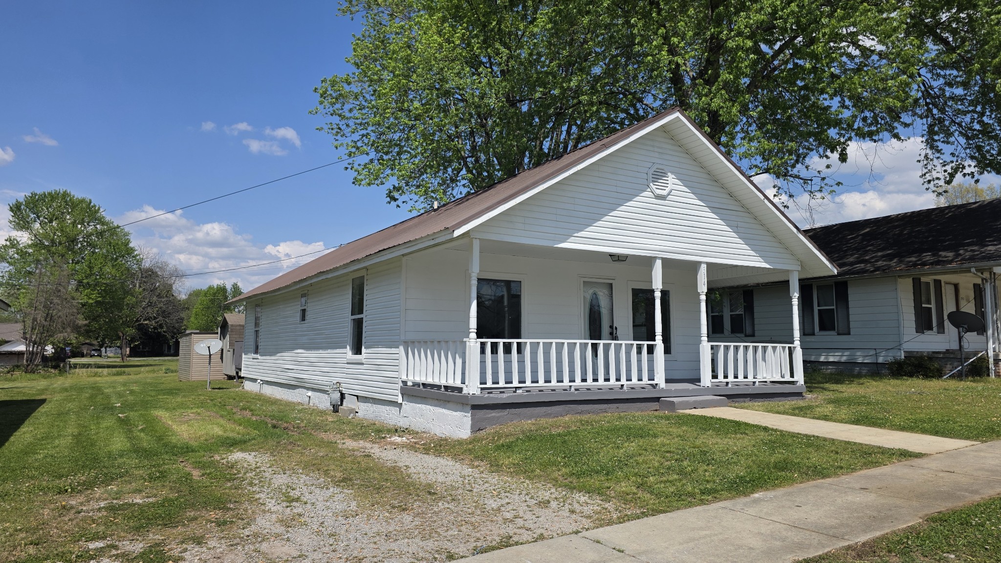314 Deller St, W Lawrenceburg TN 38464