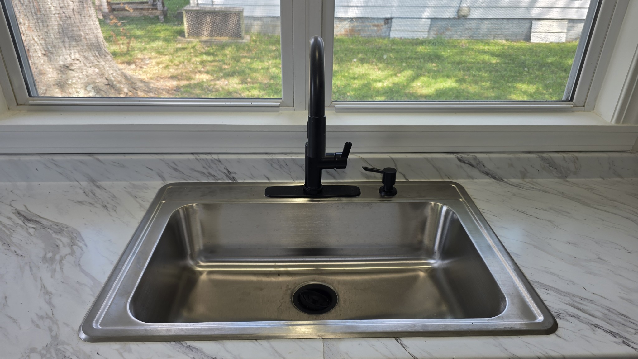 314 Deller St, W Lawrenceburg TN 38464