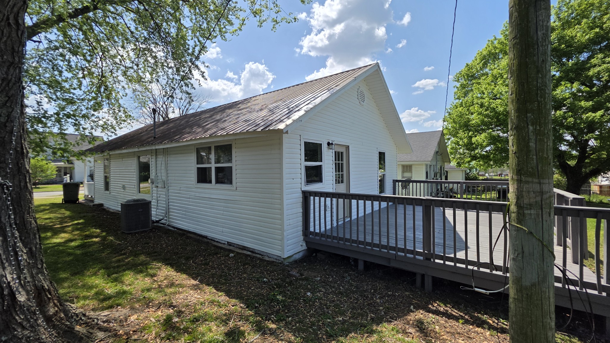 314 Deller St, W Lawrenceburg TN 38464