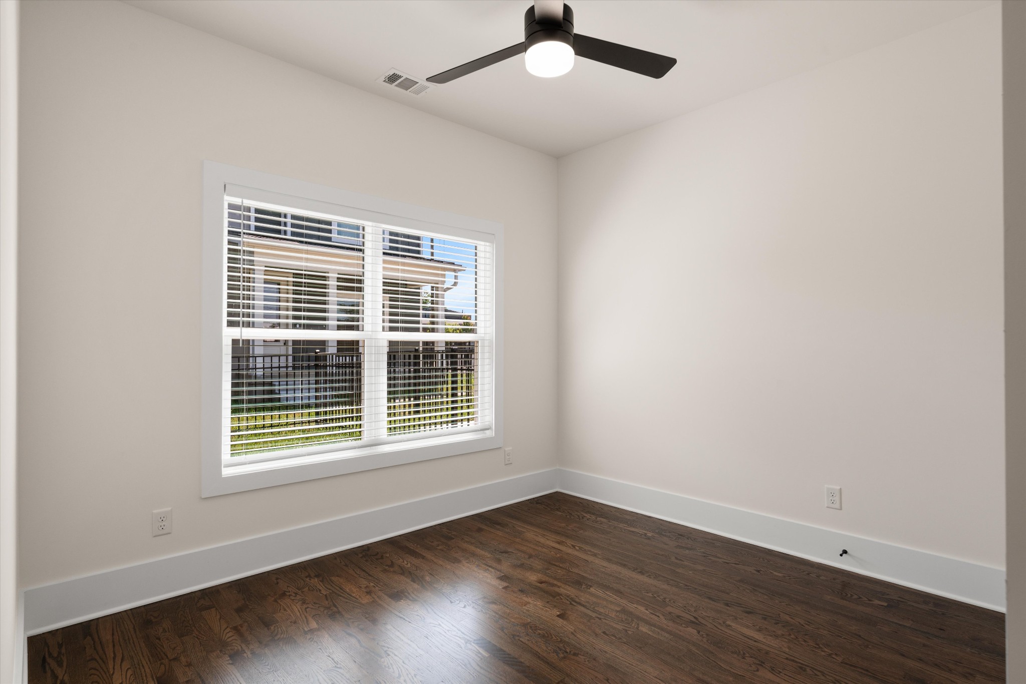 1802A 10th Ave, N Nashville TN 37208