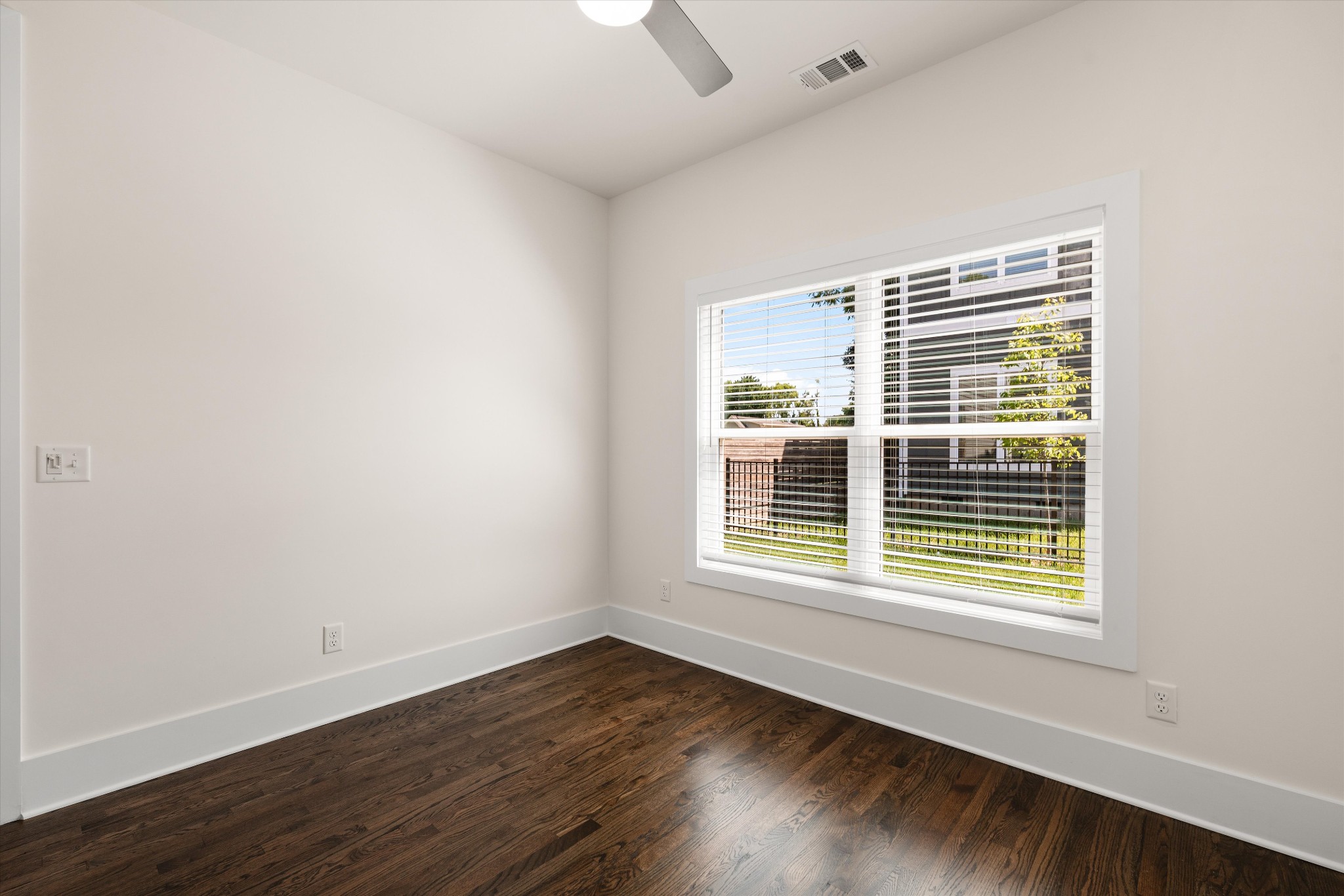 1802A 10th Ave, N Nashville TN 37208