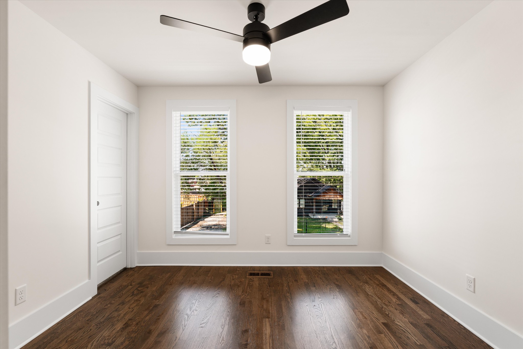 1802A 10th Ave, N Nashville TN 37208