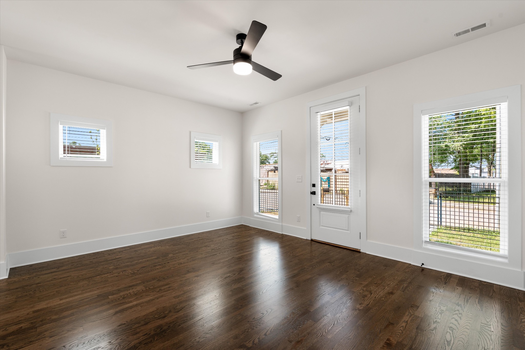 1802A 10th Ave, N Nashville TN 37208