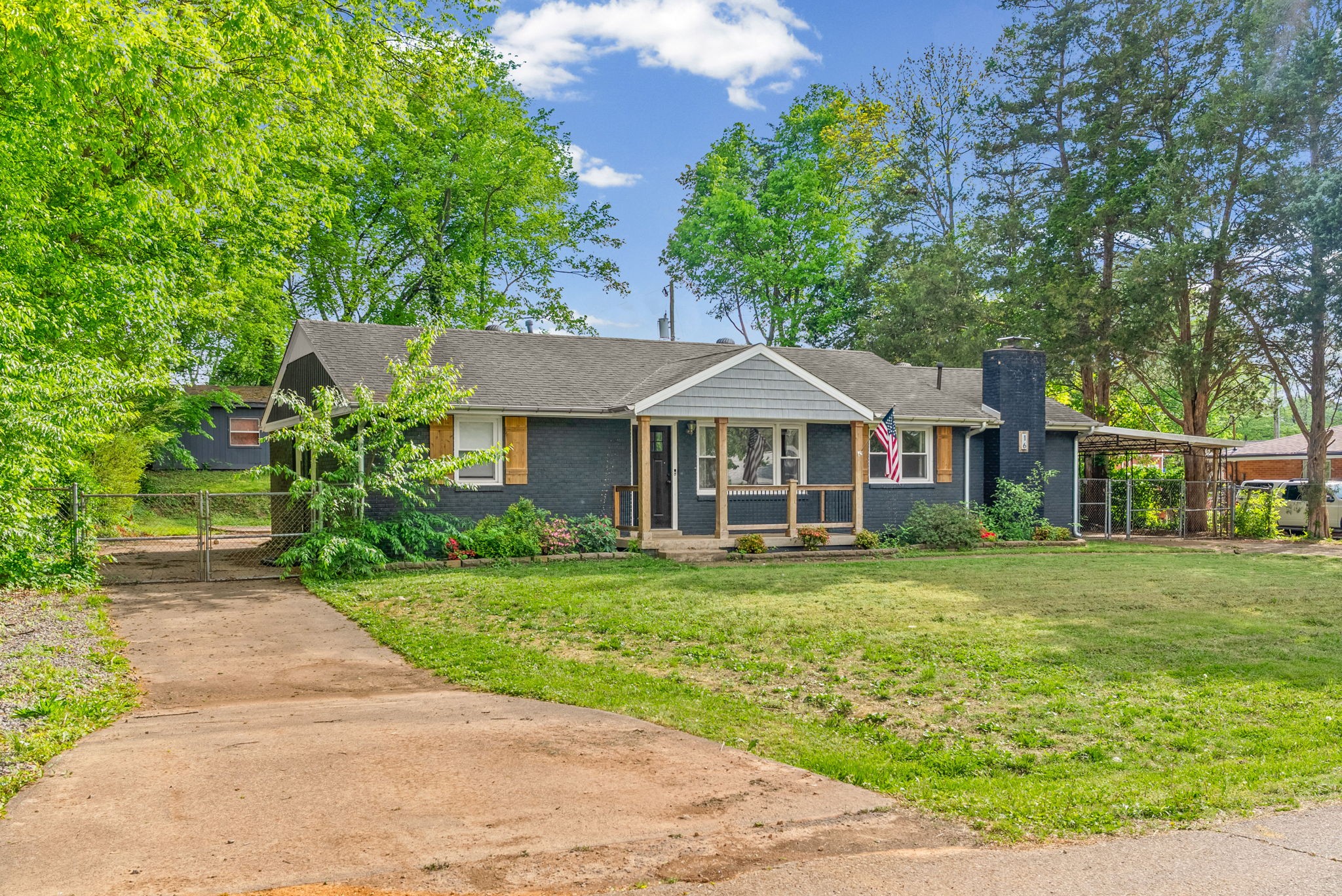 16 Donelson Drive Clarksville TN 37042