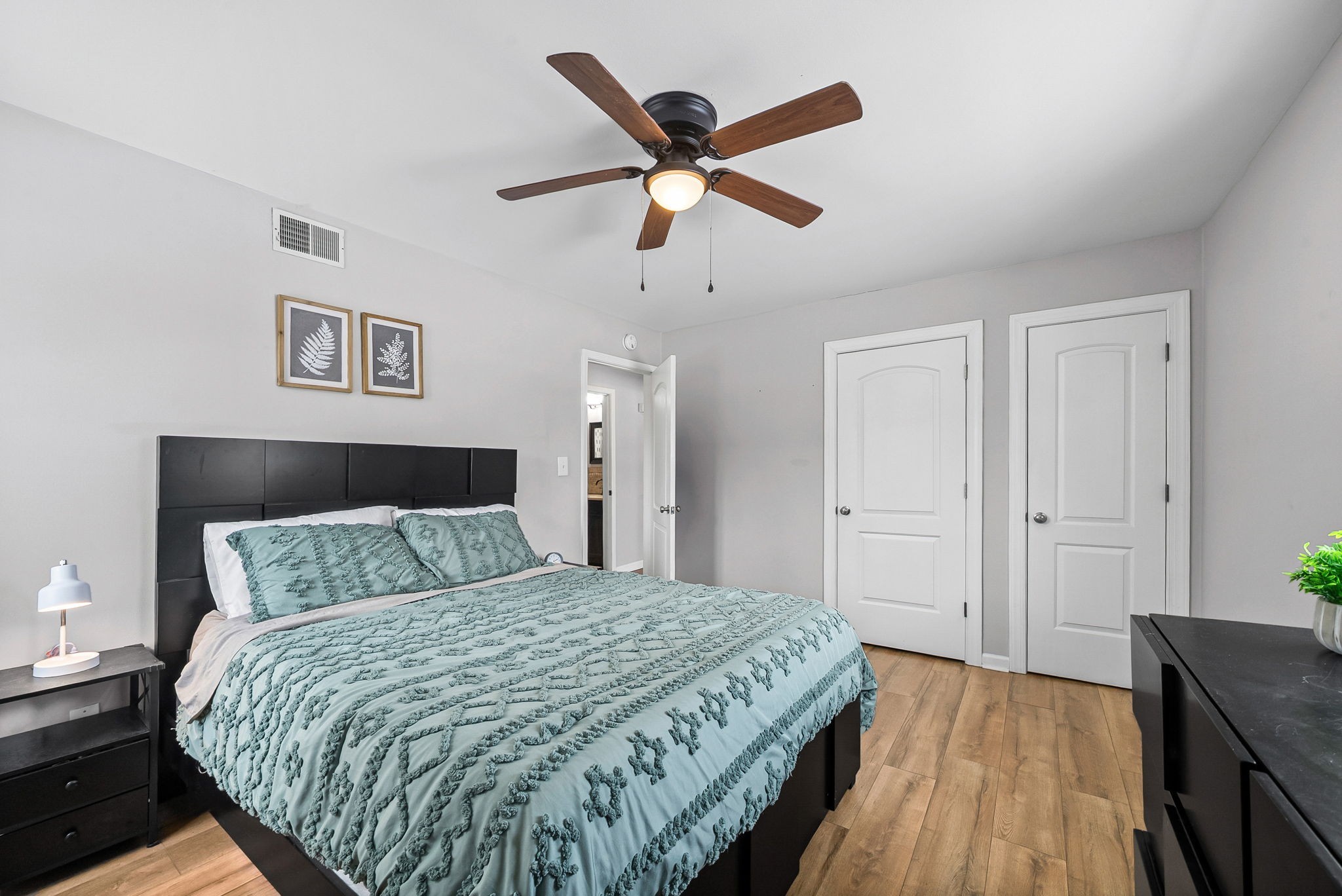 16 Donelson Drive Clarksville TN 37042