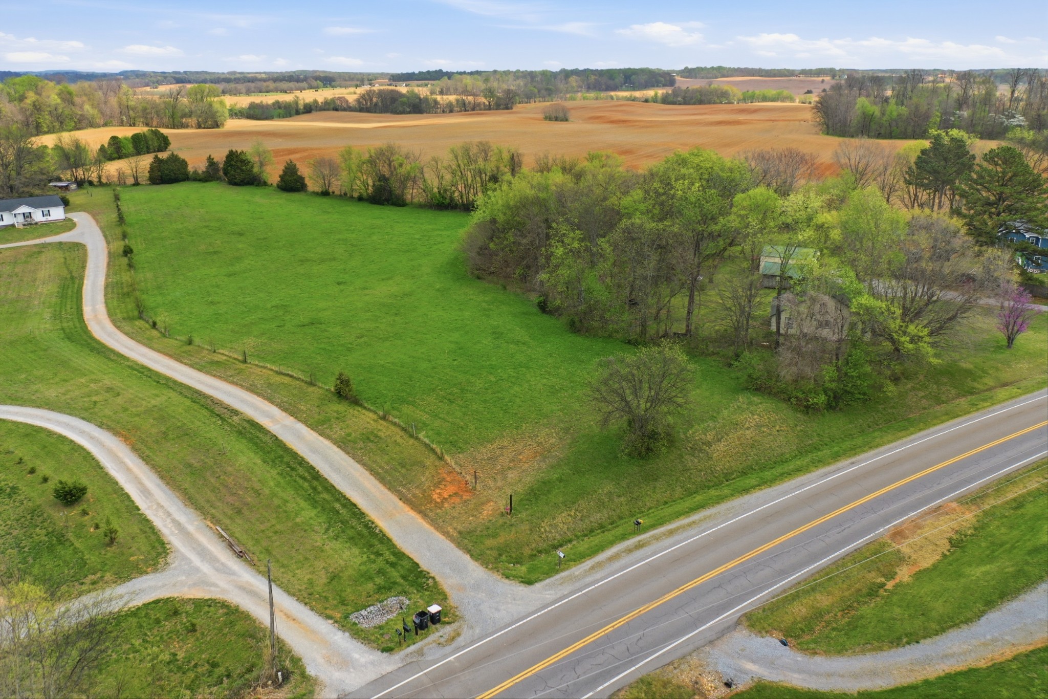 6483 Highway 161 Springfield TN 37172